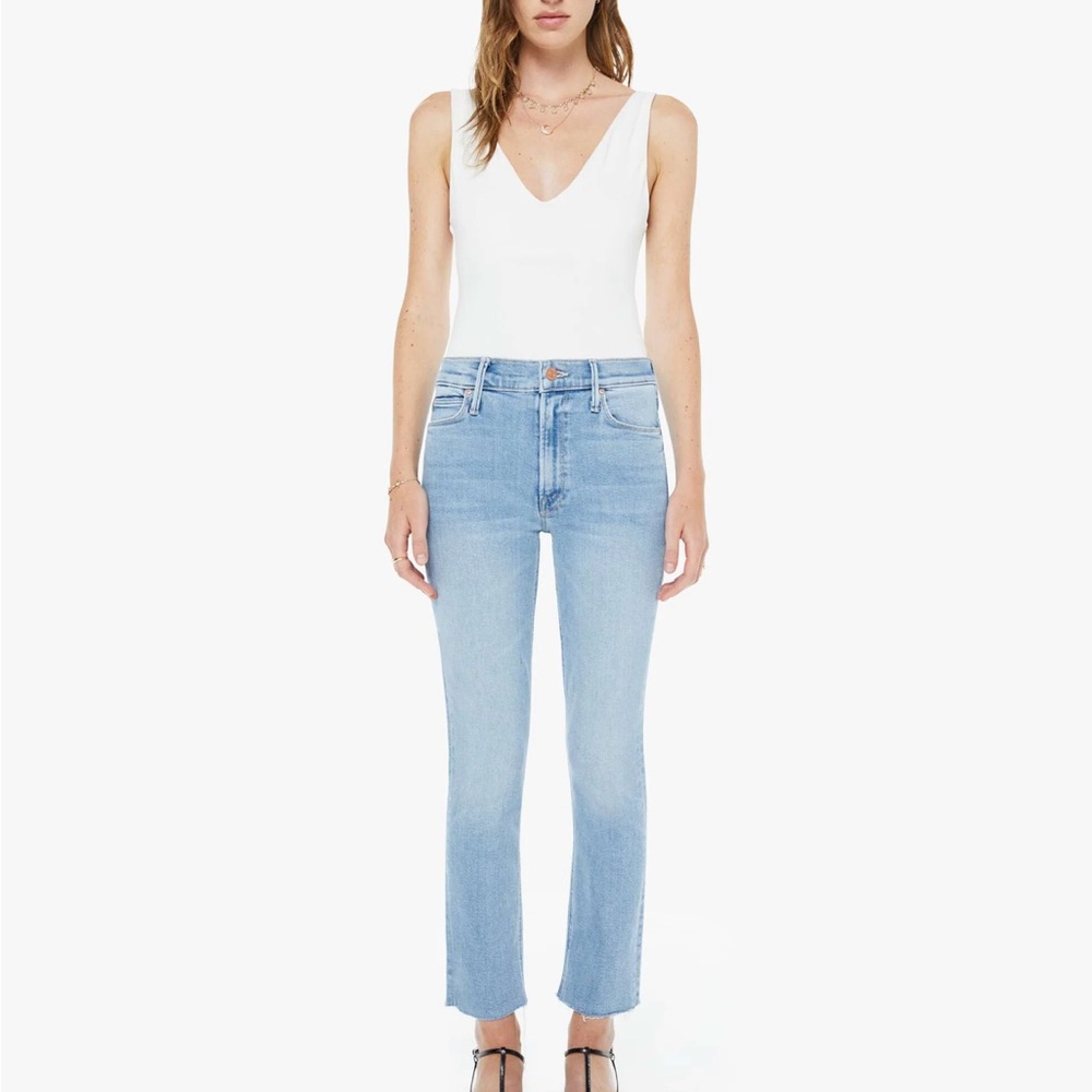 MOTHER Women's mid rise dazzler ankle fray